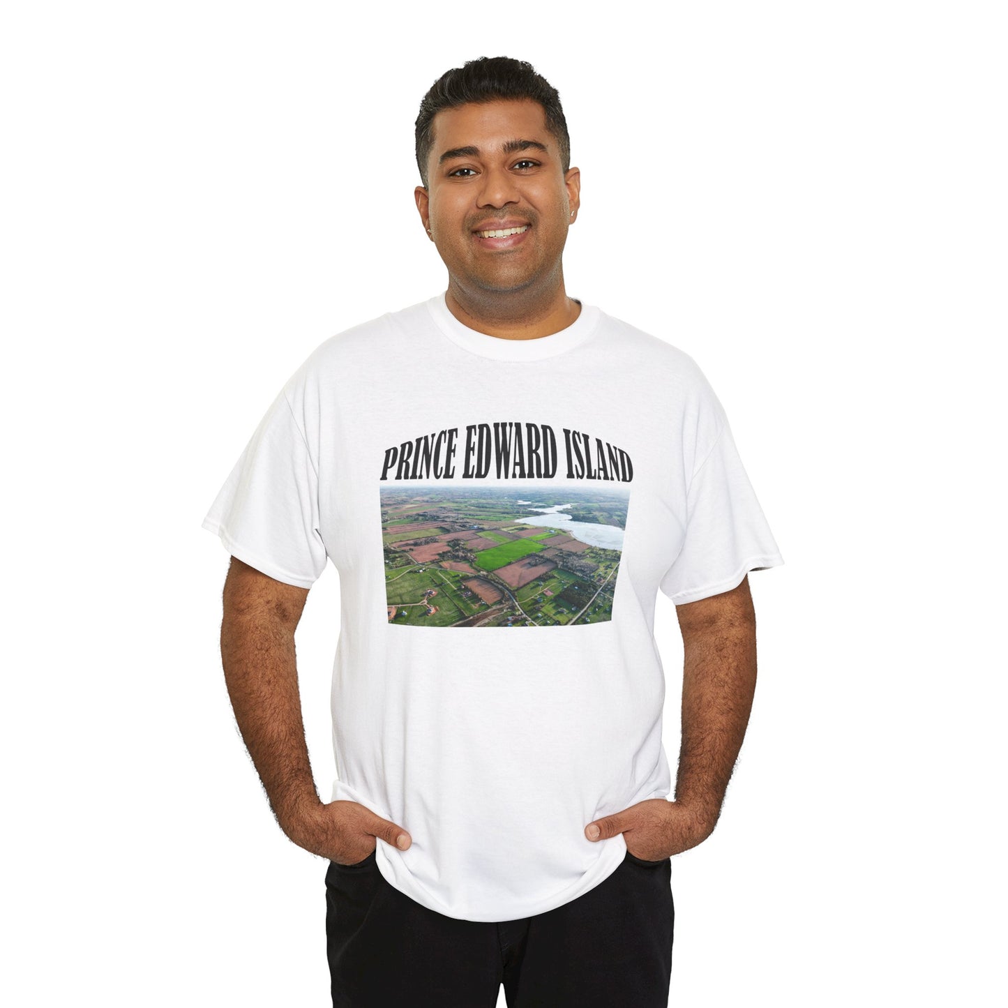 Prince Edward Island / Canada Unisex Heavy Cotton Tee