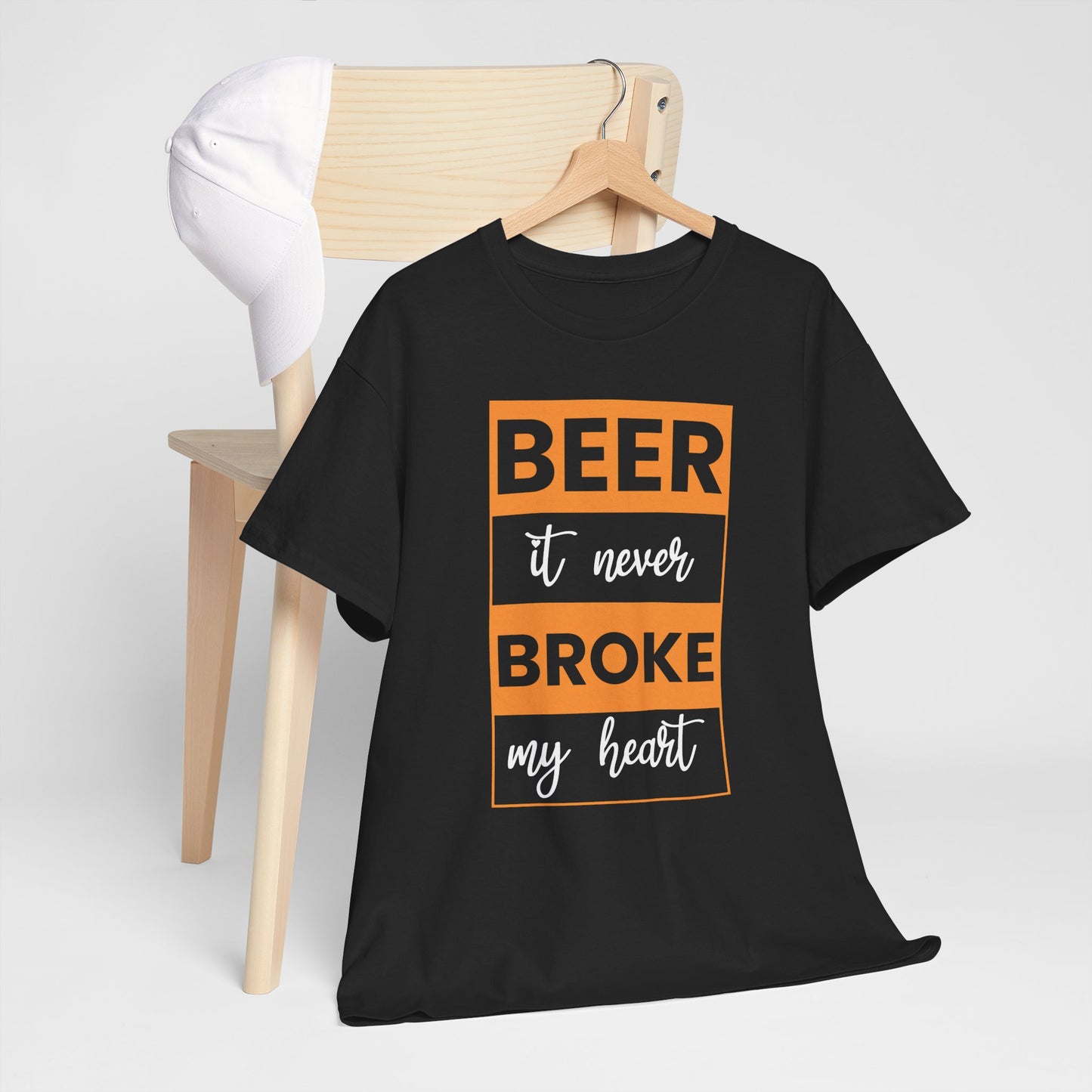 Beer never broke my heart Unisex Heavy Cotton Tee