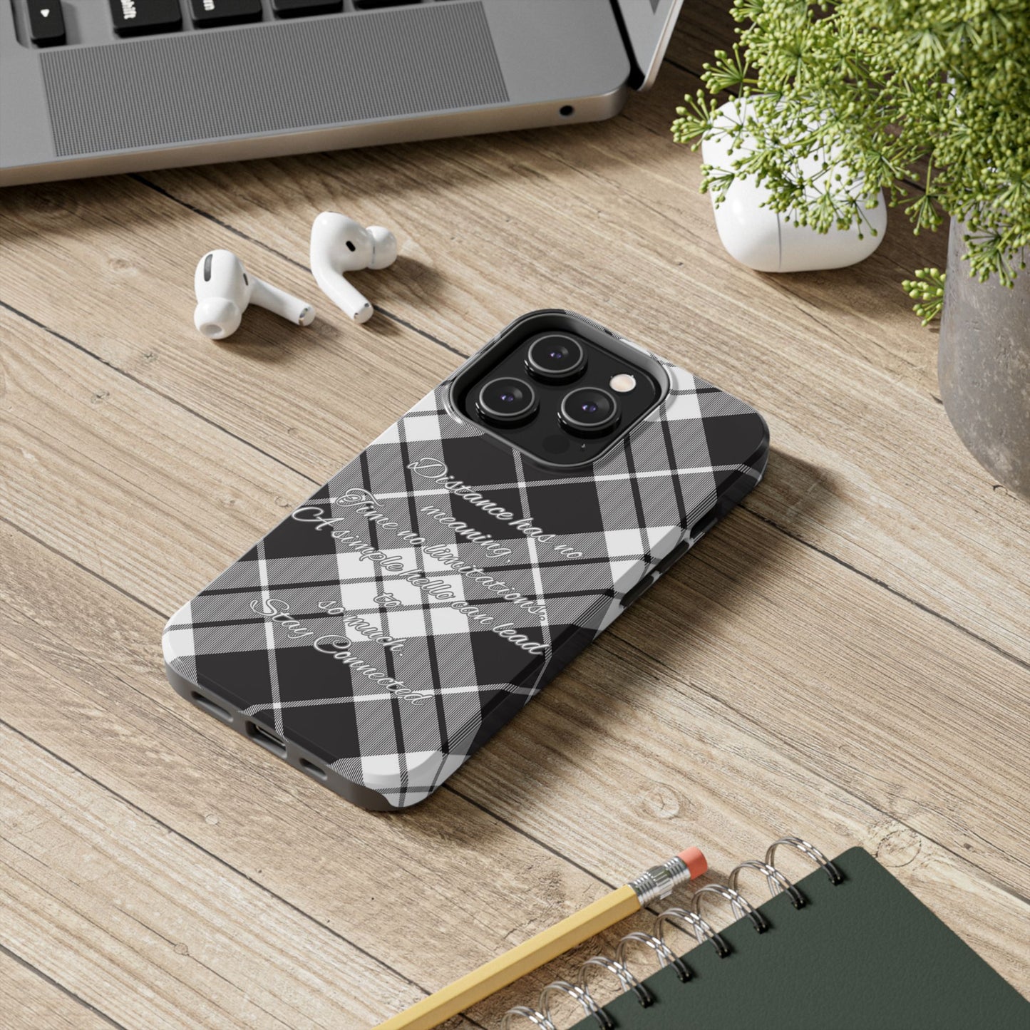 Black checkered plaid / Tough Phone Cases