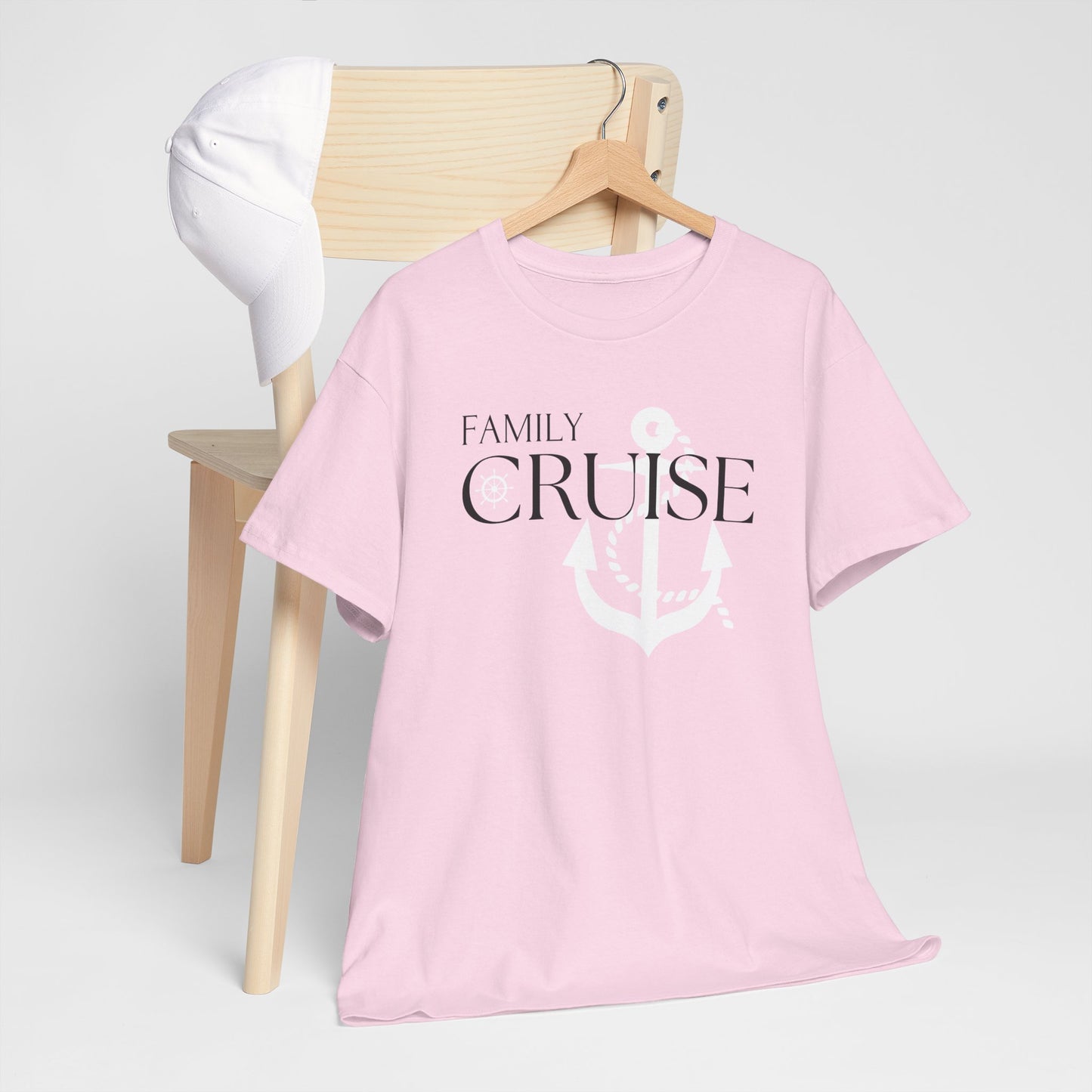 Family Cruise 4/ Tee