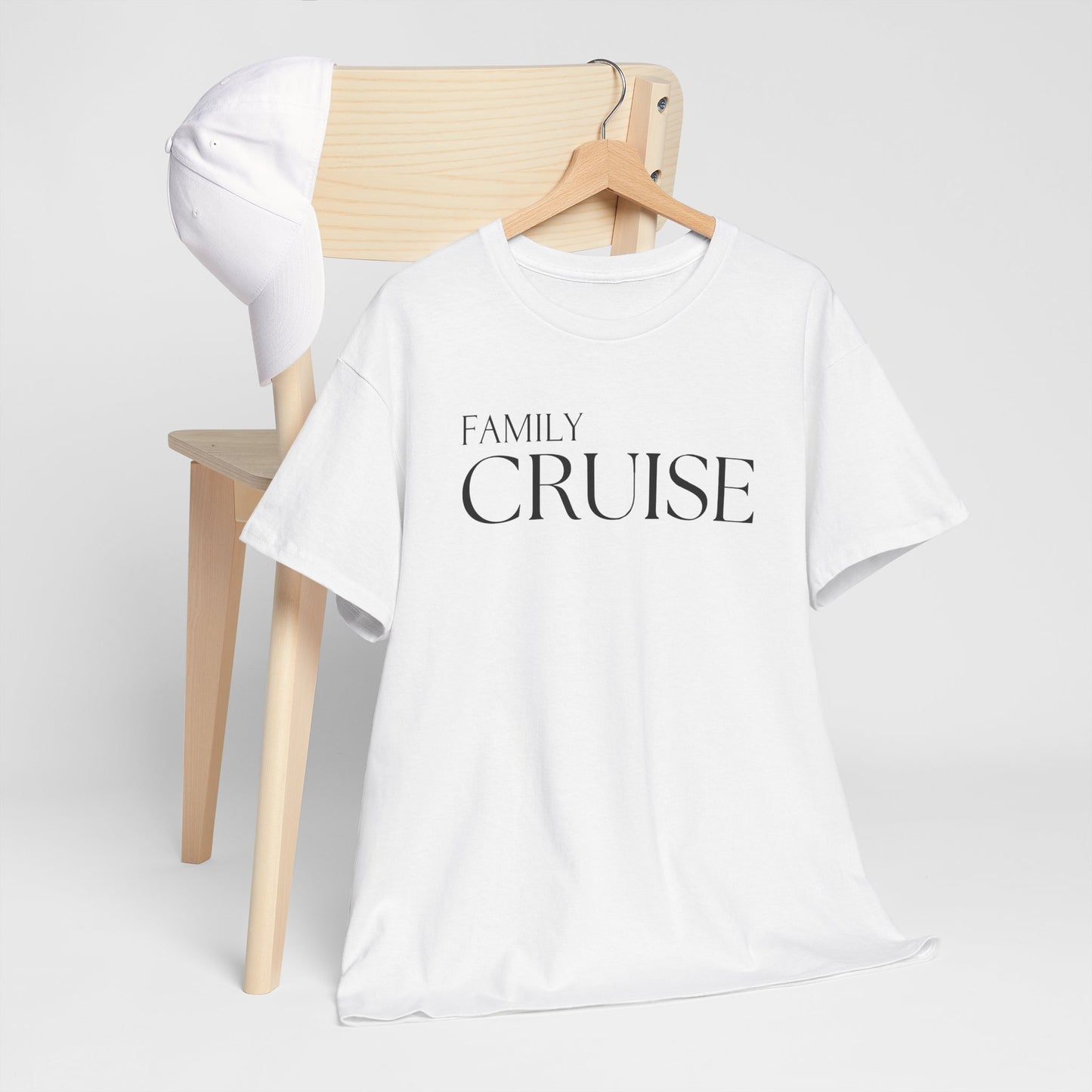 Family Cruise 4/ Tee